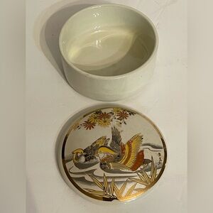 Vintage Action Trinket/Jewelry Box Art of Choking Style Ceramics